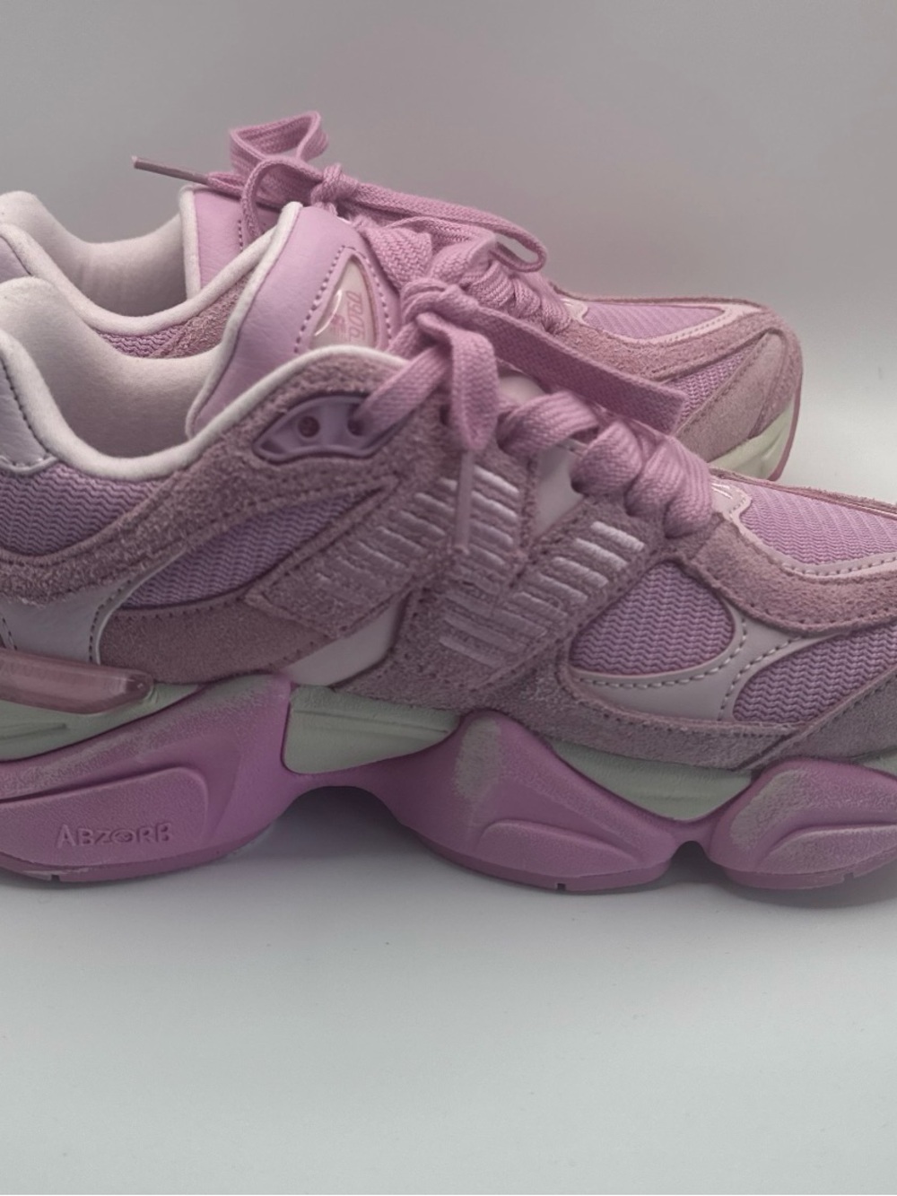 New Balance 9060 Women’s Pink Lace-Up Sneakers - Picture 5 of 5